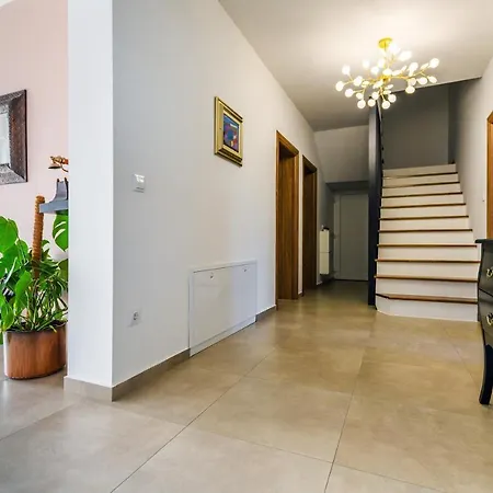 Green Residence Villa Zadar زادار