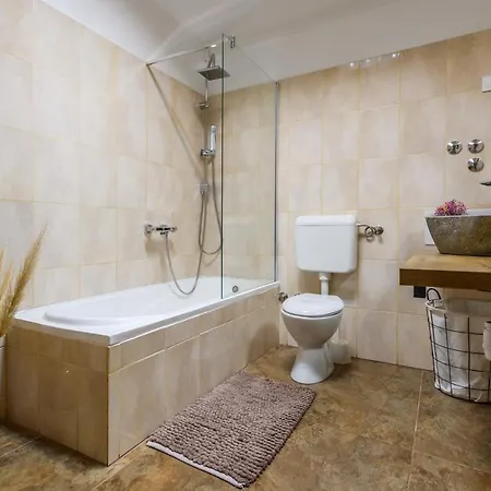 Green Residence Villa Zadar زادار