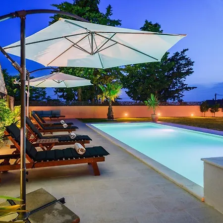 Green Residence Villa Zadar * زادار
