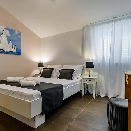 Green Residence Villa Zadar زادار