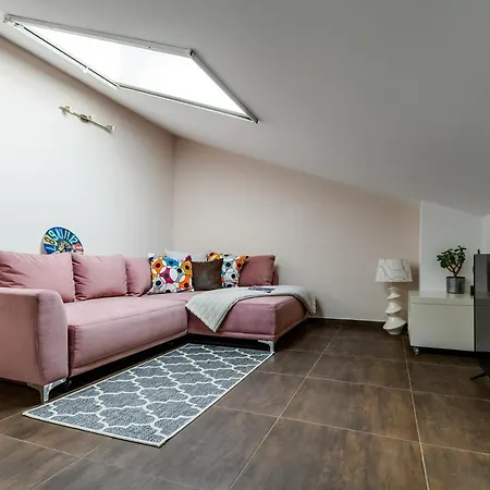 Green Residence Villa Zadar فيلة زادار