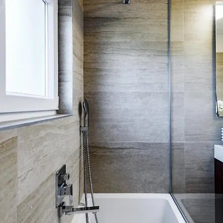 Green Residence Villa Zadar * زادار
