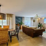 Villa Green Residence Villa *