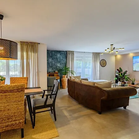 ヴィラ Green Residence Villa Zadar *