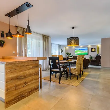 Green Residence Villa Zadar 别墅