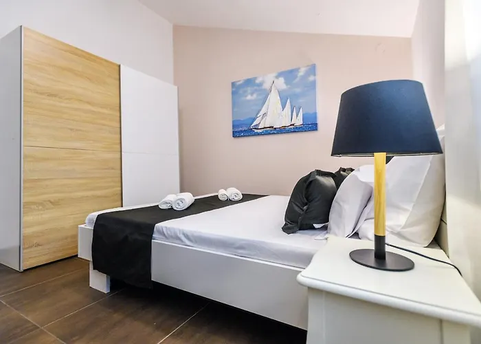 Green Residence Villa Zadar Задар